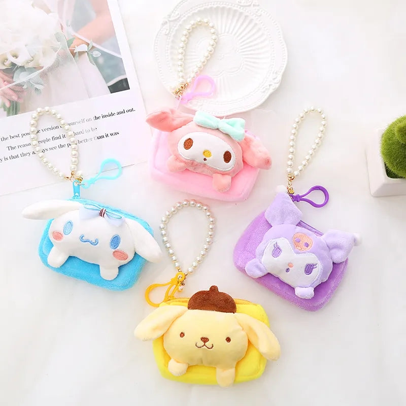 Cartera de peluche con llavero Sanrio