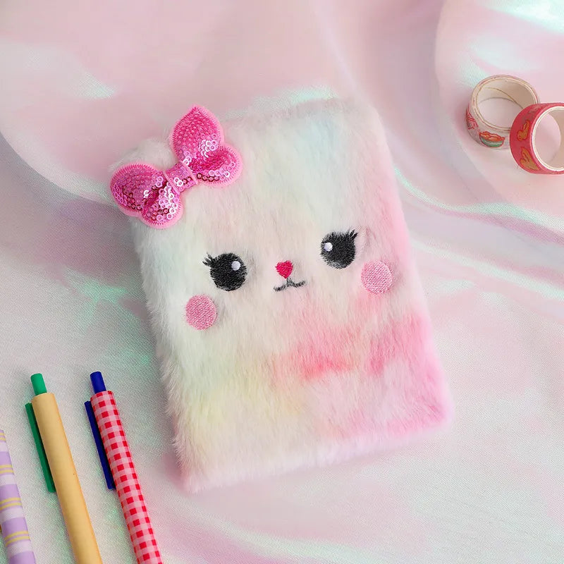 Mini libreta de peluche gatita